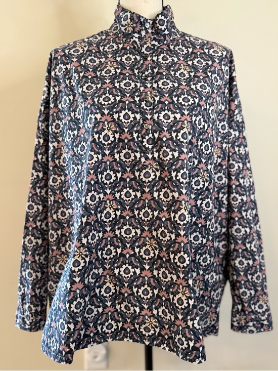 XiRENA Tops - Xirena abstract floral long sleeve top gray pink black white SZ SM
